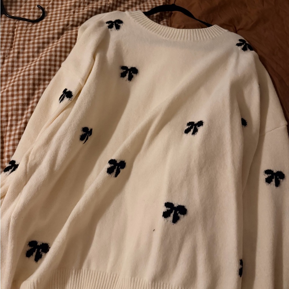 Cream Sweater with Black Bow Motif - Women's Sweater